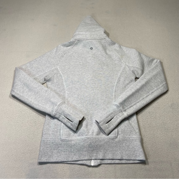 LULULEMON Womens Calm & Cozy Jacket Light Gray Size 4 - Picture 10 of 13
